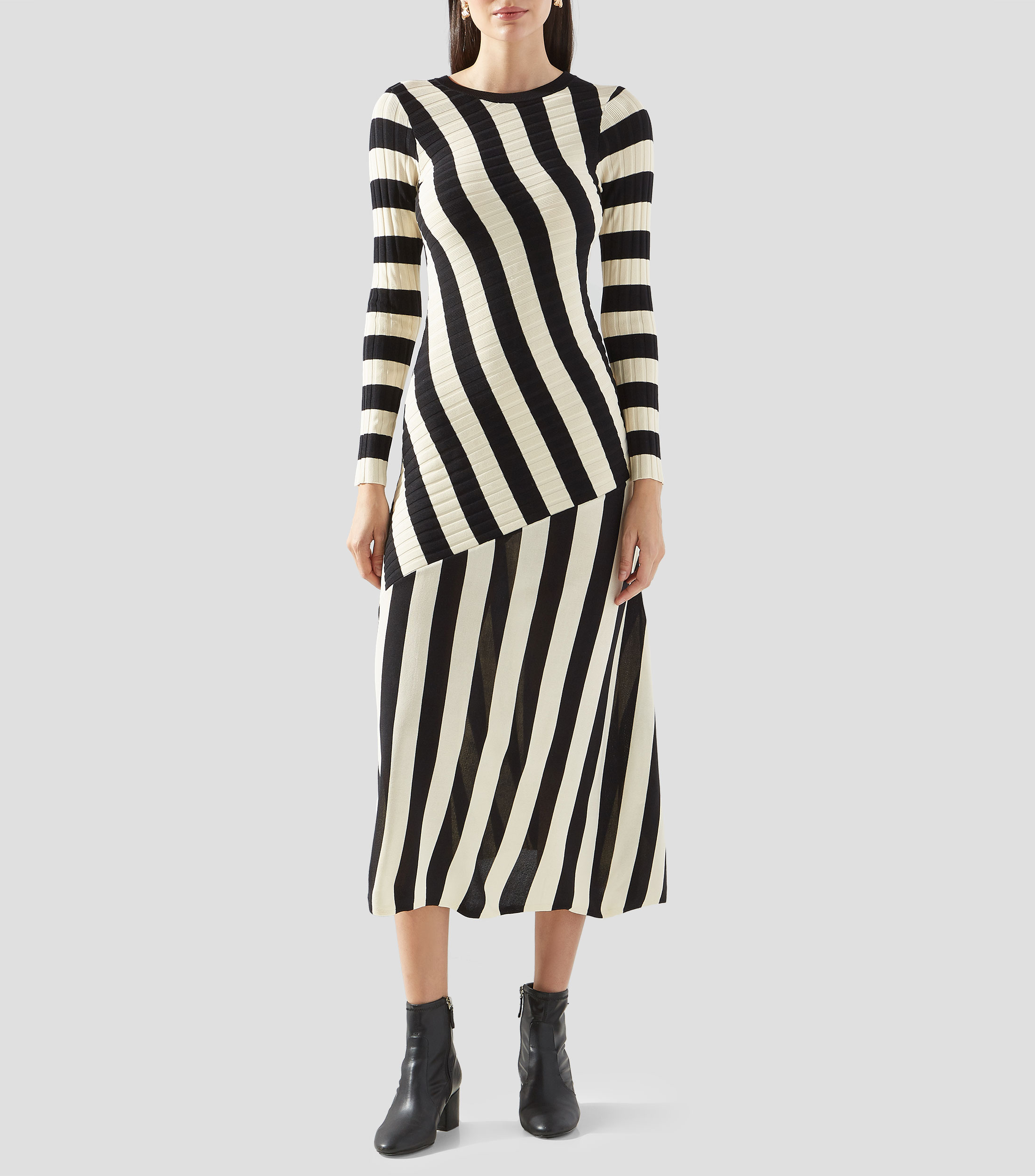 Vestido largo de rayas con manga larga Mujer